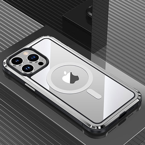Funda Lujo Marco de Aluminio y Silicona Carcasa Bumper con Mag-Safe Magnetic QC1 para Apple iPhone 14 Pro Max Plata