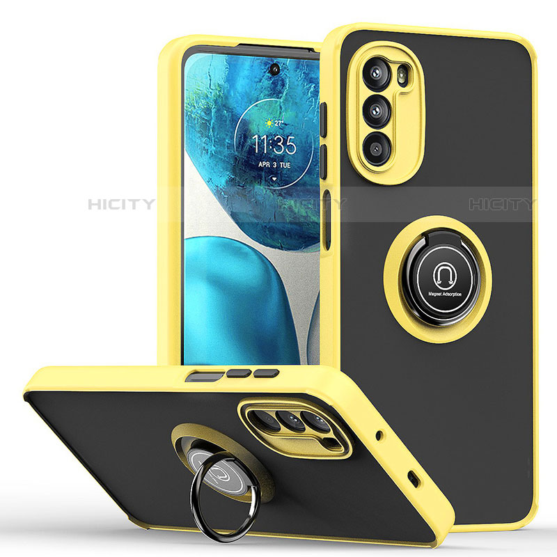 Funda Bumper Silicona y Plastico Mate Carcasa con Magnetico Anillo de dedo Soporte S04 para Motorola Moto G82 5G Amarillo