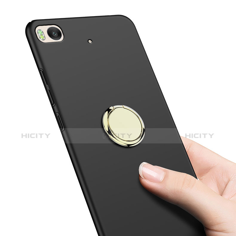 Funda Dura Plastico Rigida Mate con Anillo de dedo Soporte A02 para Xiaomi Mi 5S Negro