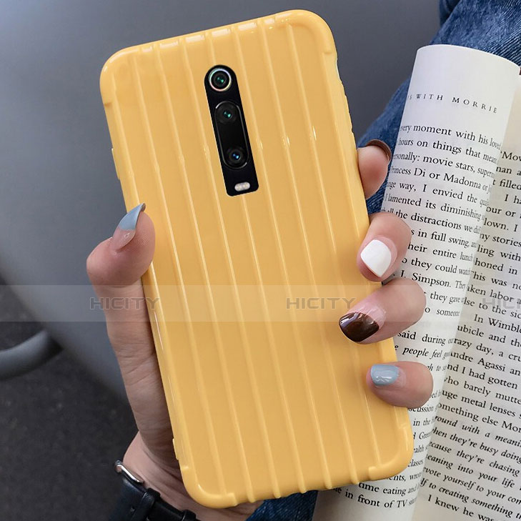 Funda Silicona Carcasa Goma Line C03 para Xiaomi Mi 9T Amarillo